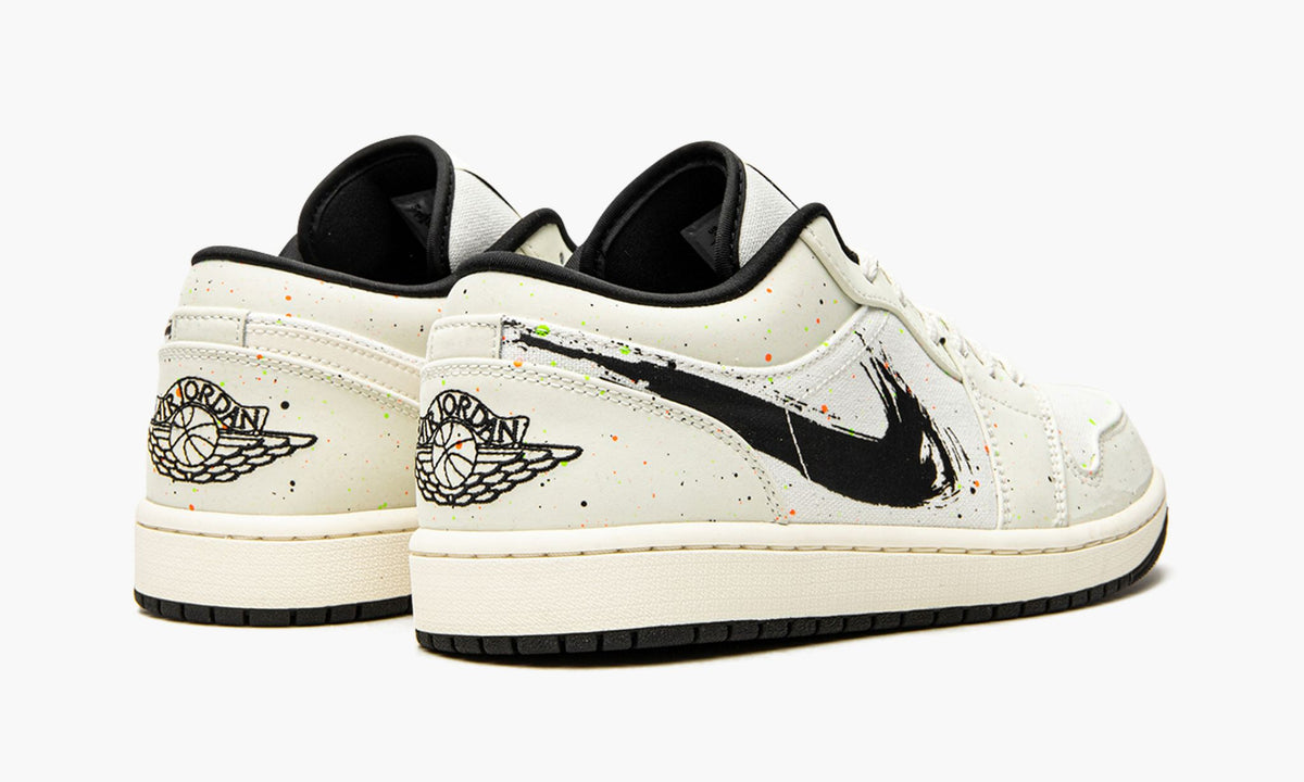 Air Jordan 1 Low SE "Brushstroke" Sneakers