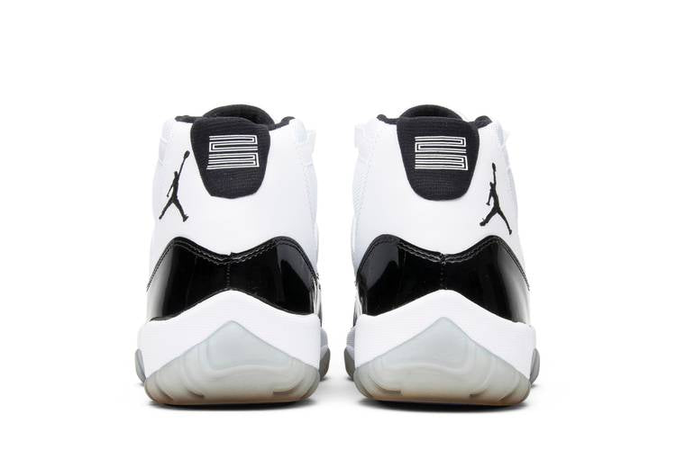 Jordan 11 Retro Concord Sneakers